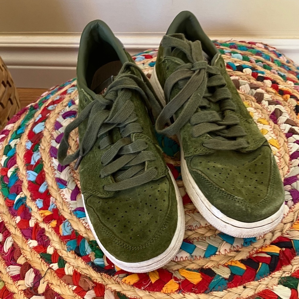 Air Jordan Nike Green Suede Sneakers